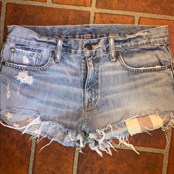 Ralph Lauren Pants - Ralph Lauren boyfriend cut jean shorts 28W